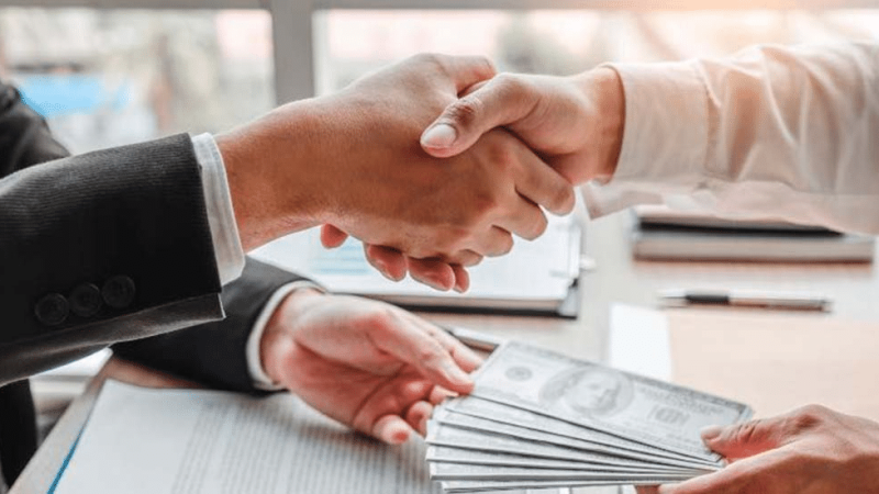 7 préstamos estudiantiles con tasas más bajas